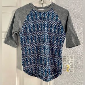 LuLaRoe kids size 2 Sloan Tee!